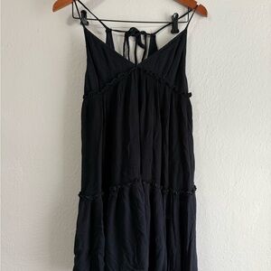 Black Sleeveless Dress